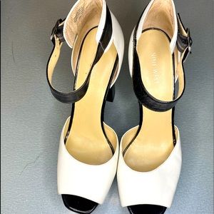 Nine West Platform peep toe heels